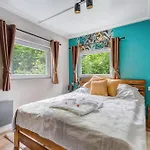 Lombdeluxe Grey750 Villa