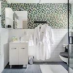 Lombdeluxe Grey750 Villa