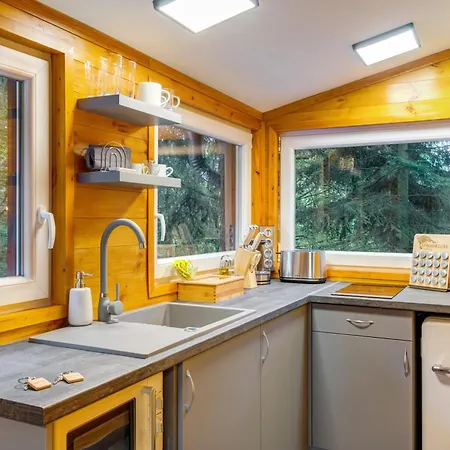 Lombdeluxe Grey750 فيلة Mátraszentimre