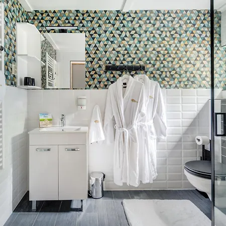 Lombdeluxe Grey750 فيلة