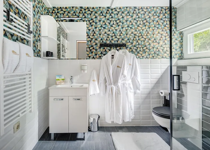 Lombdeluxe Grey750 Villa